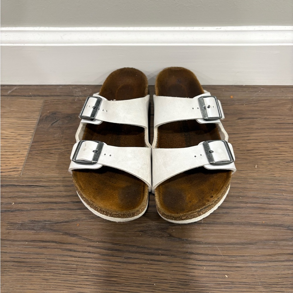 Birkenstock Kids Sandals in White and Brown